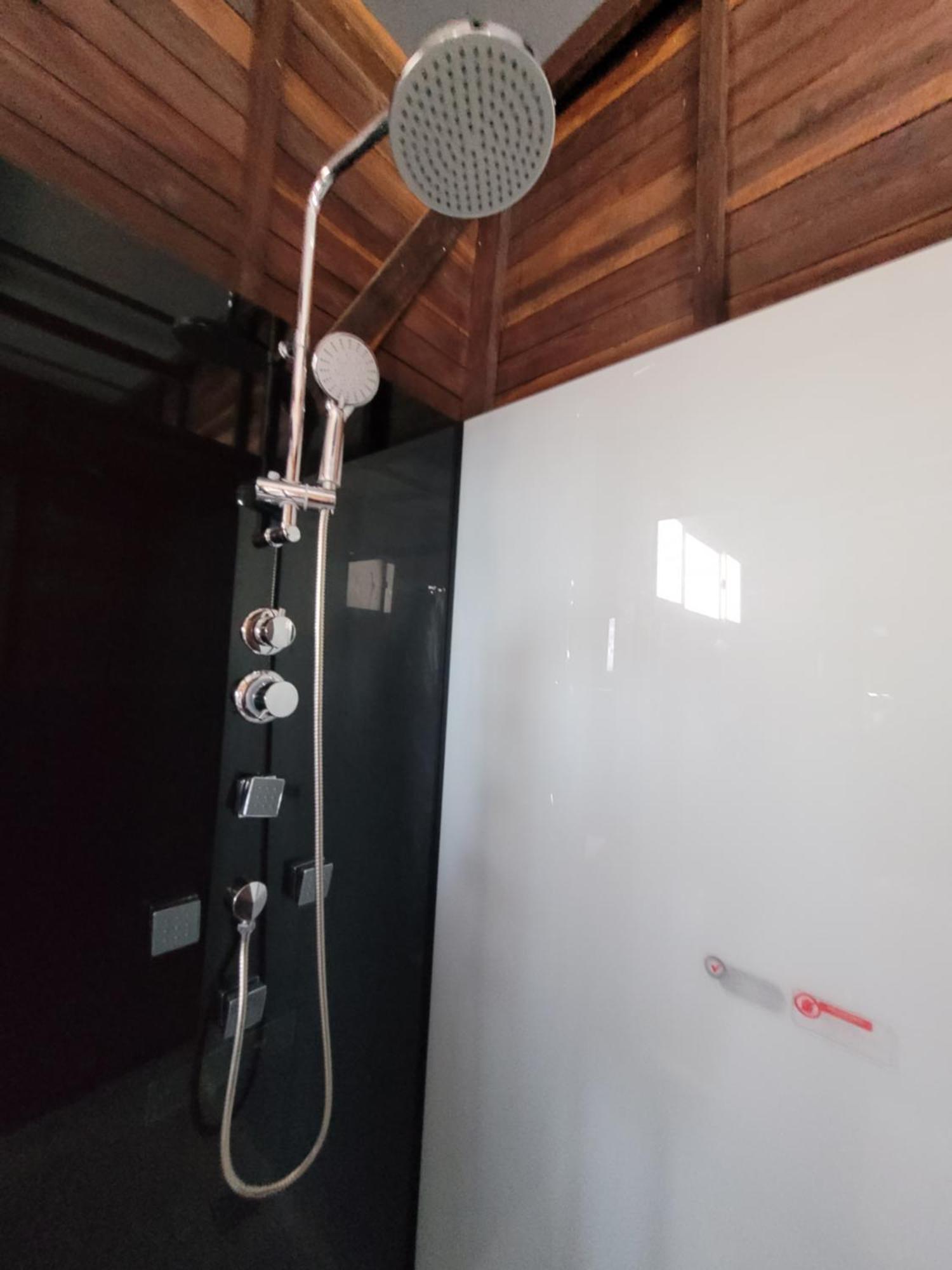 321 Surprise Beach House And Glamping Archibolds Eksteriør billede